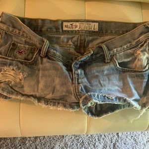Distressed hip hugger jean shorts